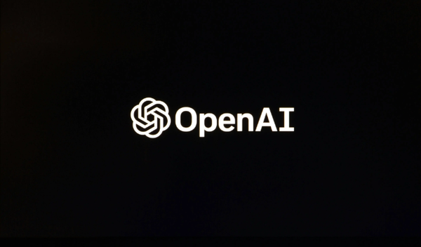 OpenAI发布桌面超级应用，ChatGPT三合一改写AI办公规则